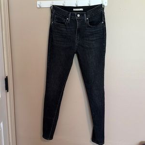Levi High Rise Skinny Jeans